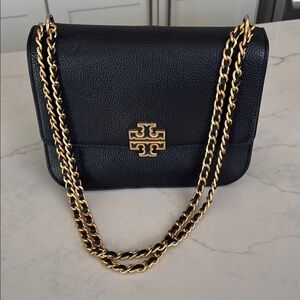 Tory Burch Britten Adjustable Shoulder / Crossbody in Black